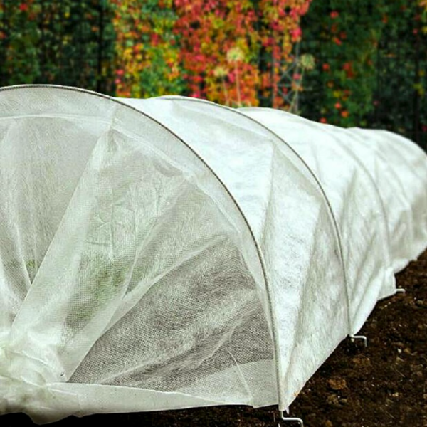 2 M x 5 M Plant Protect Net Fleece Fabric