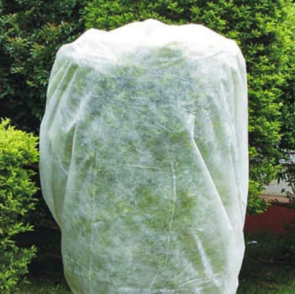 2 M x 5 M Plant Protect Net Fleece Fabric - Image 13