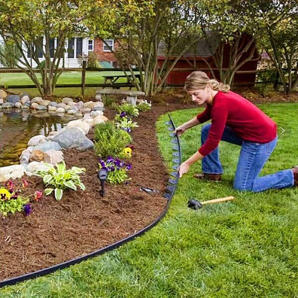 10 Metre Garden Border Edging, Flexible Lawn Path Border with Pegs - Black - Image 5